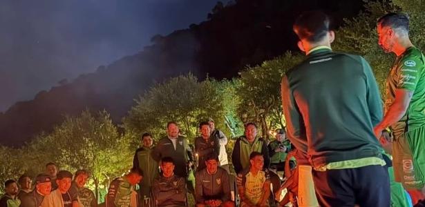 Noite de Fogo e Pacto: A Bolívia Desafia a História por Sua Vaga na Copa 2026!