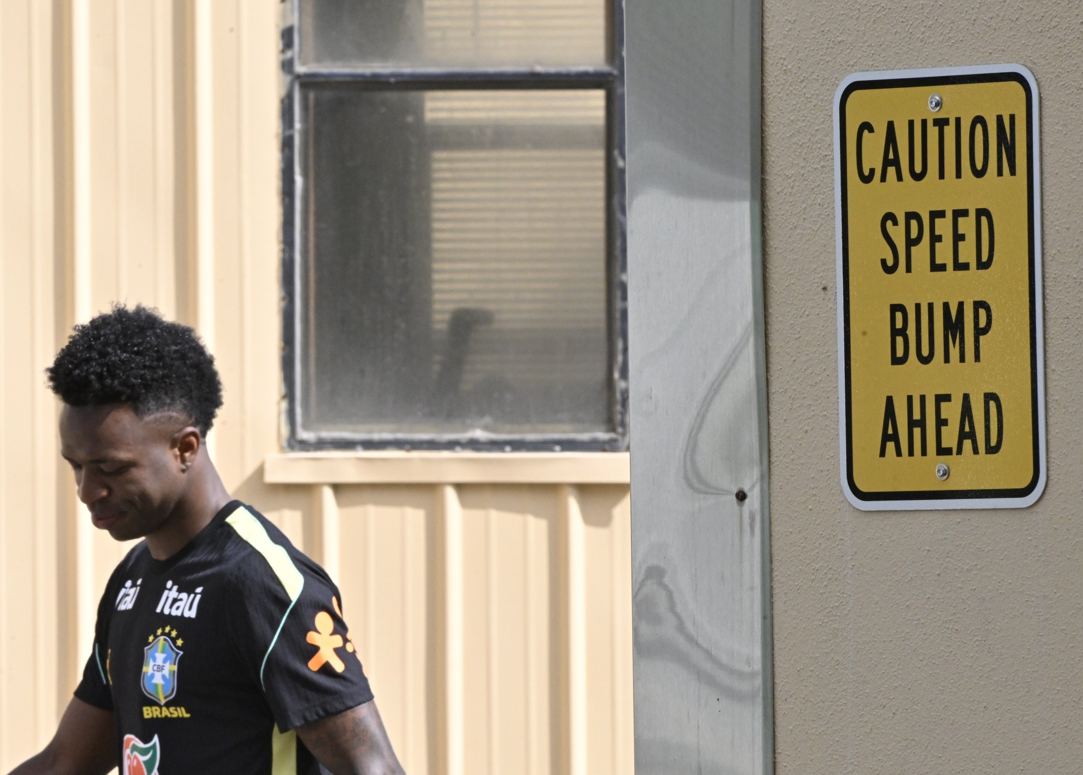 Vini Jr. Volta aos Treinos e Ancelotti Ganha Reforço para Duelo Croata