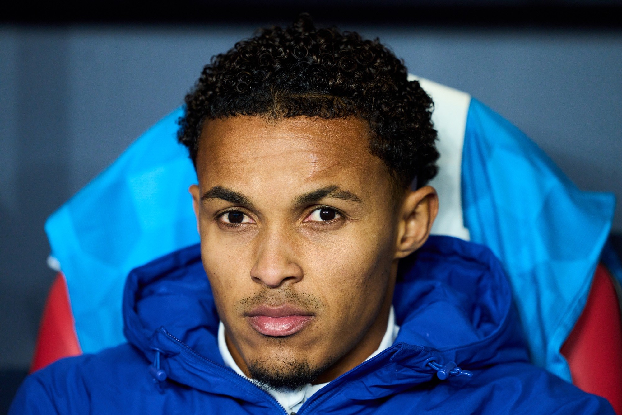 Flamengo cobra R$ 10 milhões do Almería por dívida de transferência de Lázaro